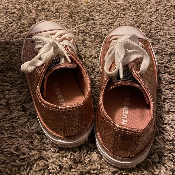 Kids Converse low top color pink. - Picture 2 of 7